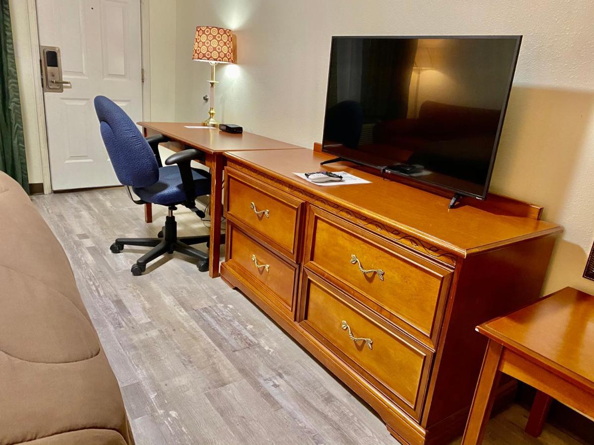 Ozark Inn & Suites Luaran gambar