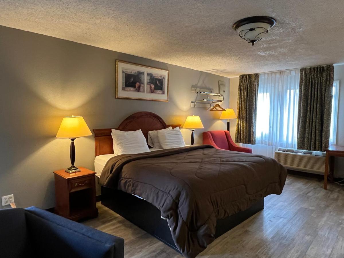 Ozark Inn & Suites Luaran gambar