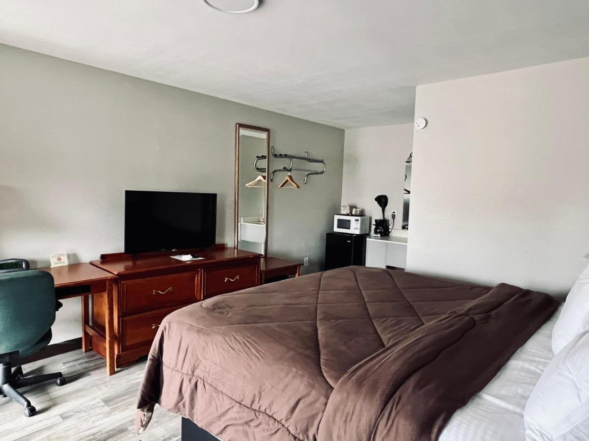 Ozark Inn & Suites Luaran gambar