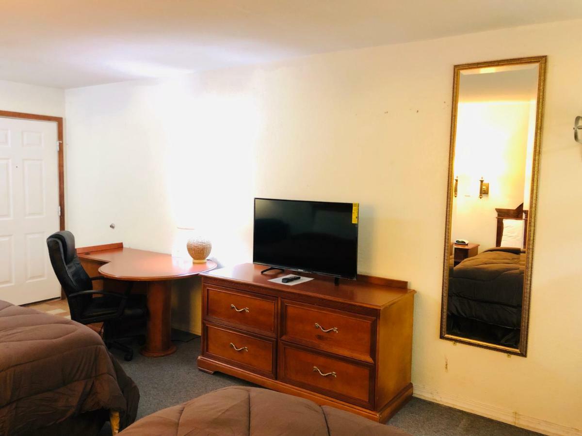 Ozark Inn & Suites Luaran gambar