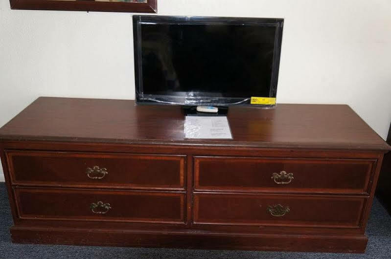Ozark Inn & Suites Luaran gambar